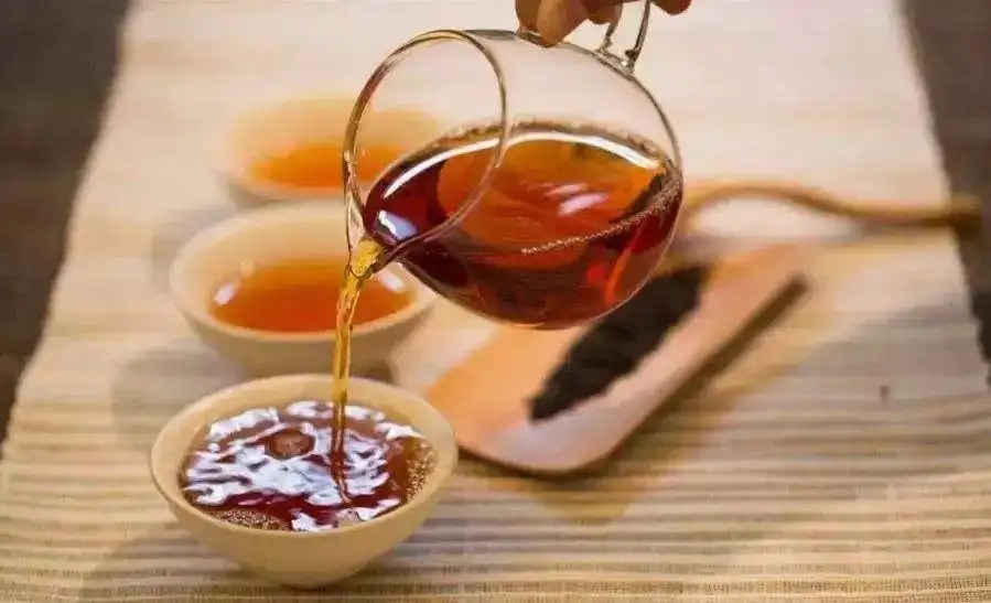 普洱茶怎么這么濃？