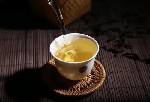 答應(yīng)我 晚飯后喝一杯普洱茶好嗎？