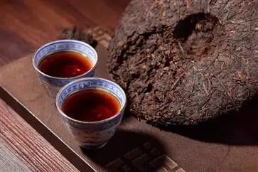 苦、澀味絕不是古樹普洱的霸氣，那也叫懂普洱茶，別逗了！