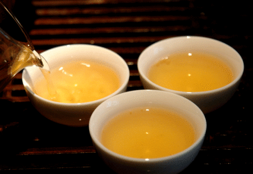 普洱茶的湯色為何是這樣的？