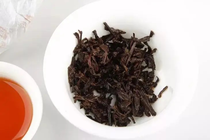 普洱熟茶好壞如何辨別？行家教你3步走！聞茶香、品茶湯、鑒葉底