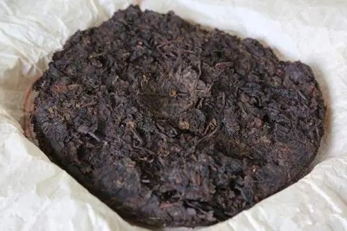 普洱熟茶茶湯中美麗的“金邊”從何而來？