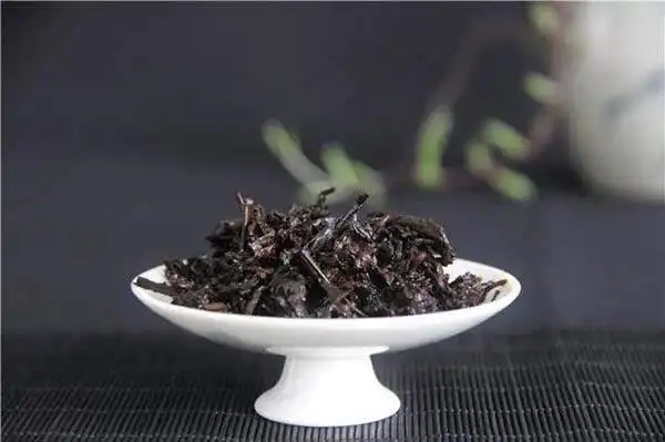 判斷普洱茶是不是好料，只看一個(gè)地方！