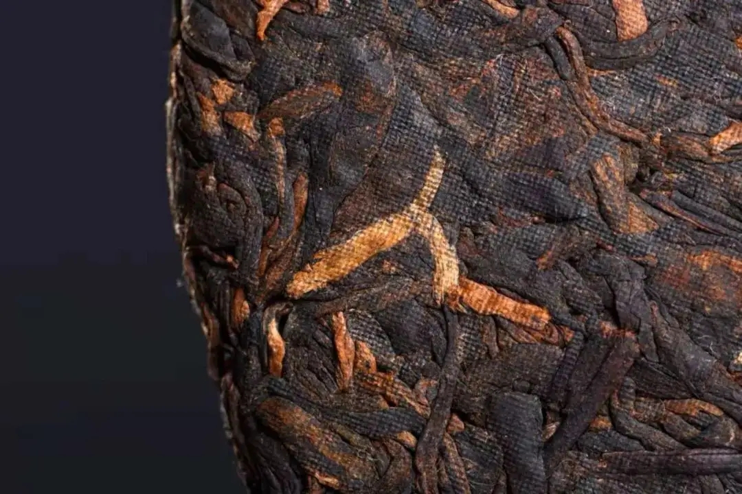 易武熟茶，當屬易武地道發(fā)酵